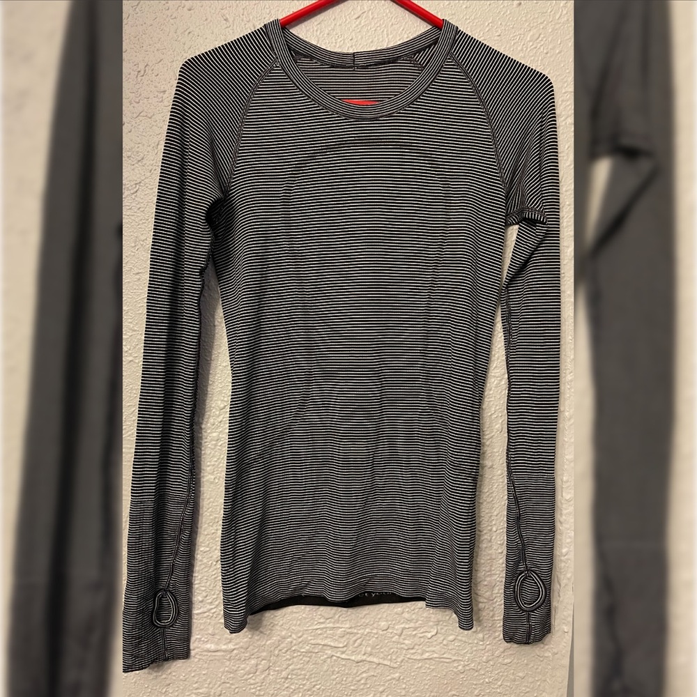 Lululemon long sleeve top